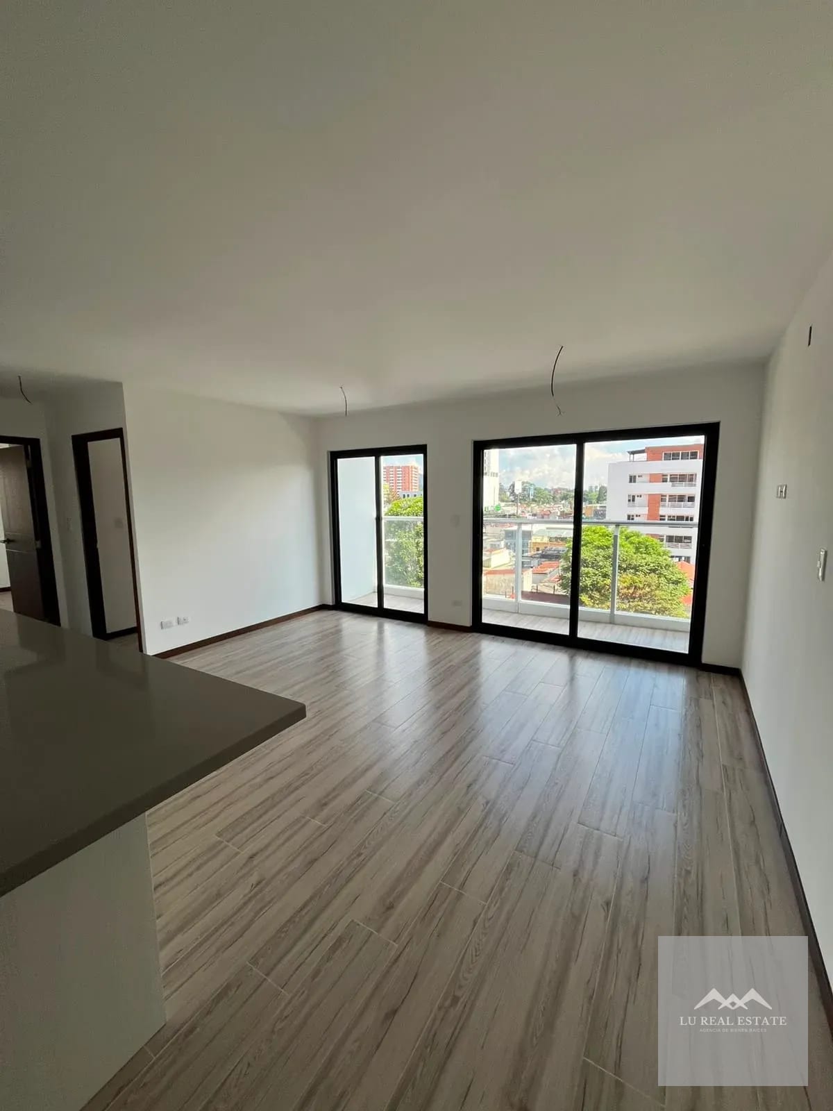 Apartamento en venta en z10 — Apartamento en Venta en Zona 10, Guatemala, Ciudad — foto 3 de 10