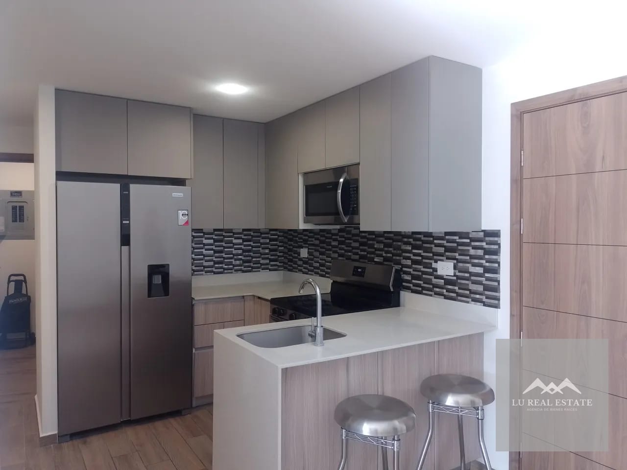 Apartamento de dos habitaciones — Apartamento en Alquiler en Zona 14, Guatemala, Ciudad — foto 2 de 5