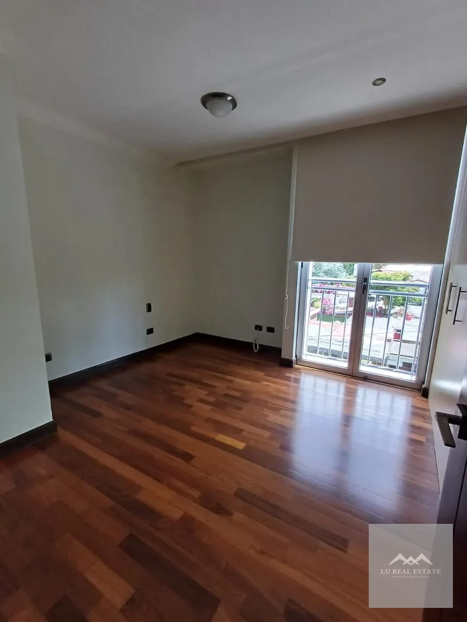 Apartamento de tres habitaciones en z15 — Apartamento en Alquiler en Zona 15, Guatemala, Ciudad — foto 4 de 8