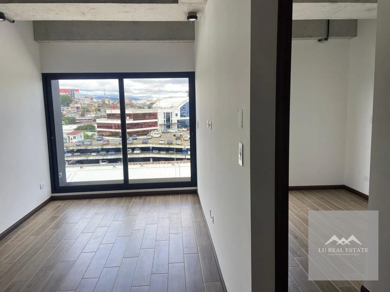 Apartamento en edificio séptimo zona 4 dos habitaciones — Apartamento en Alquiler en Zona 4, Guatemala, Ciudad — foto 4 de 9