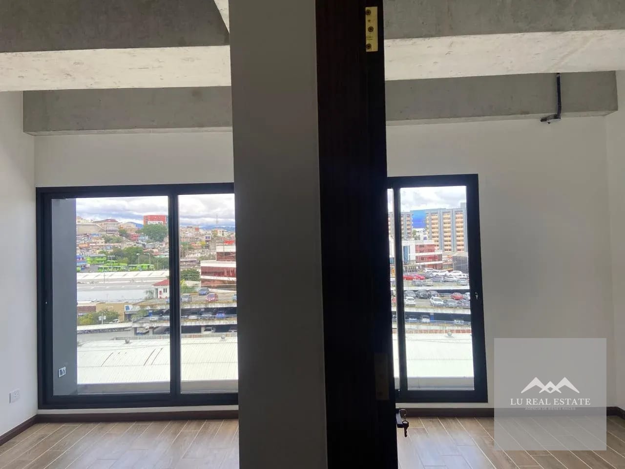 Apartamento en edificio séptimo zona 4 dos habitaciones — Apartamento en Alquiler en Zona 4, Guatemala, Ciudad — foto 5 de 9