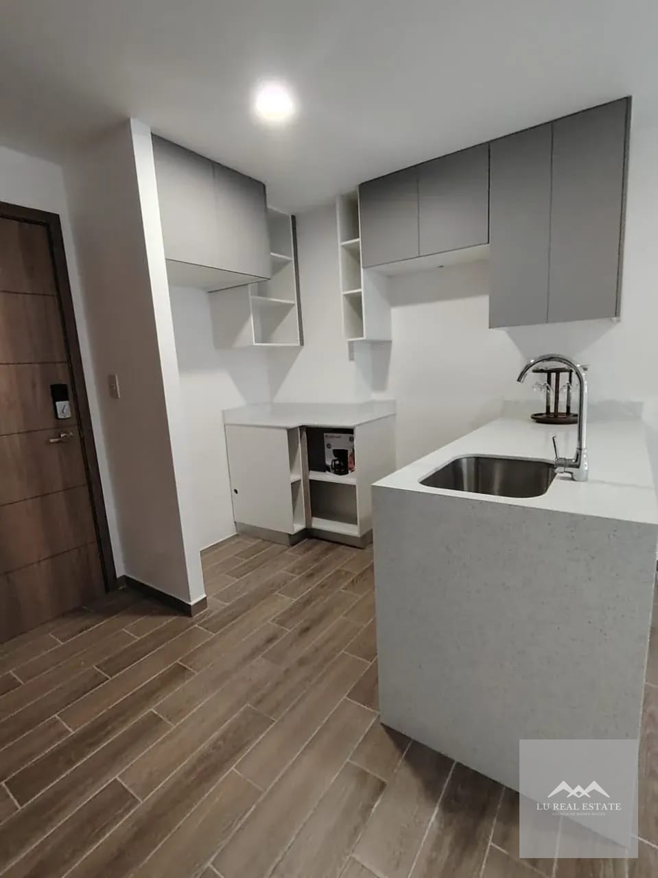 Apartamento en renta de una habitación — Apartamento en Alquiler en Zona 14, Guatemala, Ciudad — foto 2 de 4