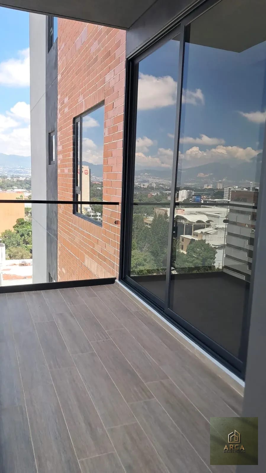 Apartamento en alquiler zona 10 — Apartamento en Venta en Zona 10, Guatemala, Ciudad — foto 7 de 11