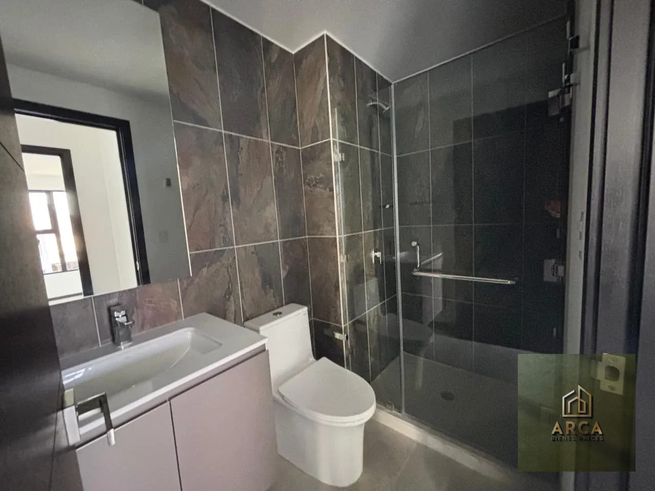 Apartamento en alquiler zona 13 — Apartamento en Alquiler en Zona 13, Guatemala, Ciudad — foto 4 de 13