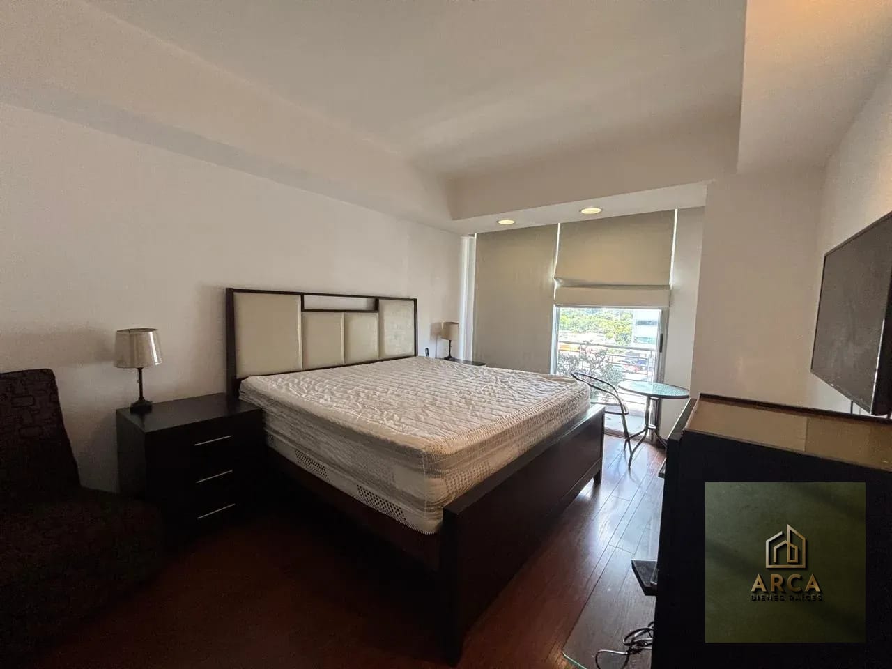 Apartamento en alquiler zona 10 — Apartamento en Alquiler en Zona 10, Guatemala, Ciudad — foto 4 de 8