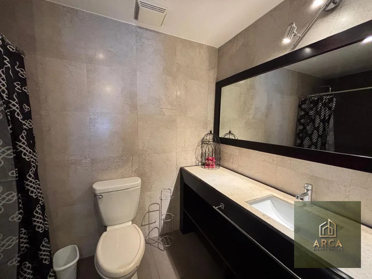 Apartamento en alquiler zona 10 — Apartamento en Alquiler en Zona 10, Guatemala, Ciudad — foto 6 de 8