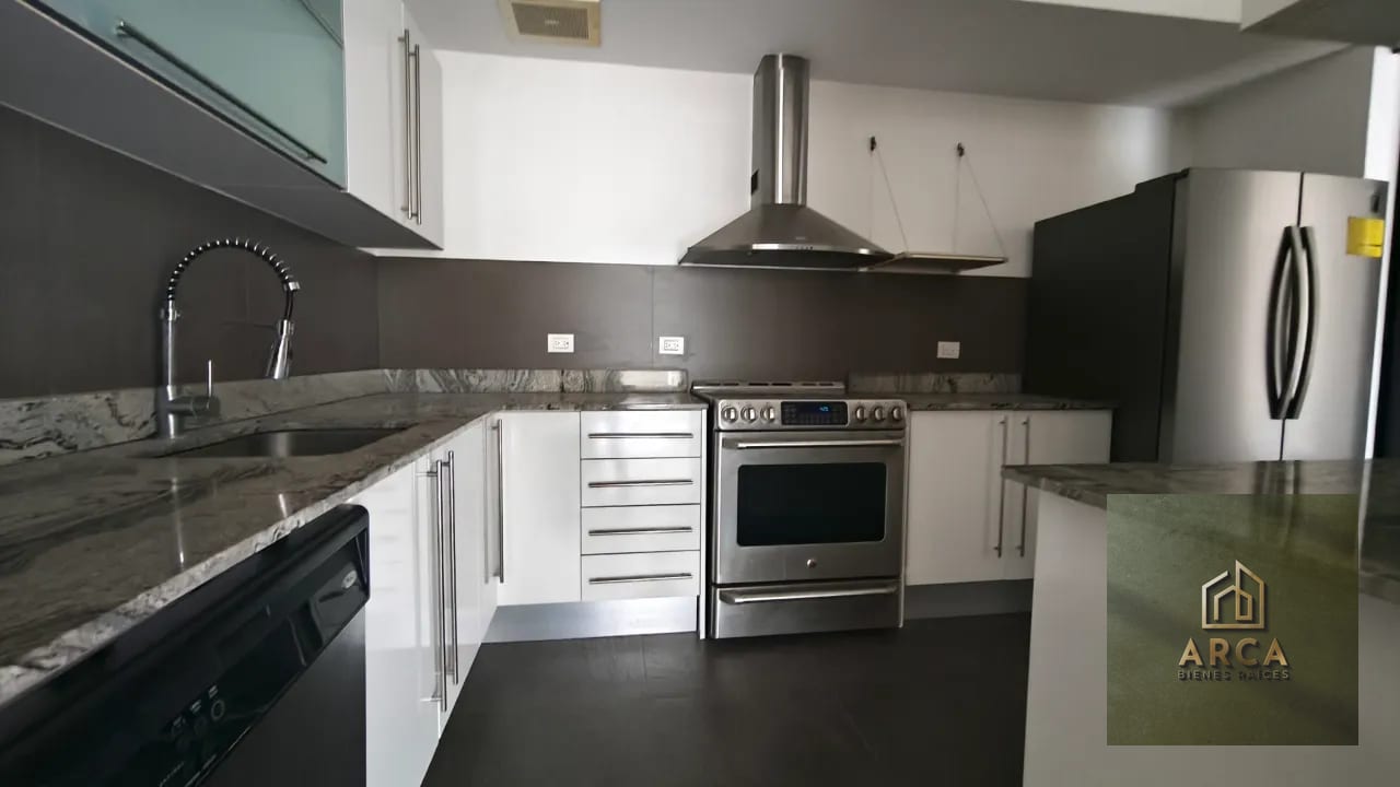 Apartamento en alquiler zona 10 — Apartamento en Alquiler en Zona 10, Guatemala, Ciudad — foto 6 de 14
