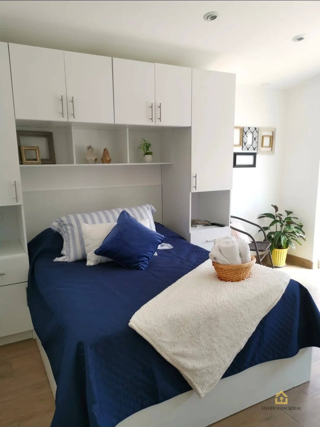 Rento apartamento amueblado 1 hab Q4,500 Oakland II Zona 10 - 7