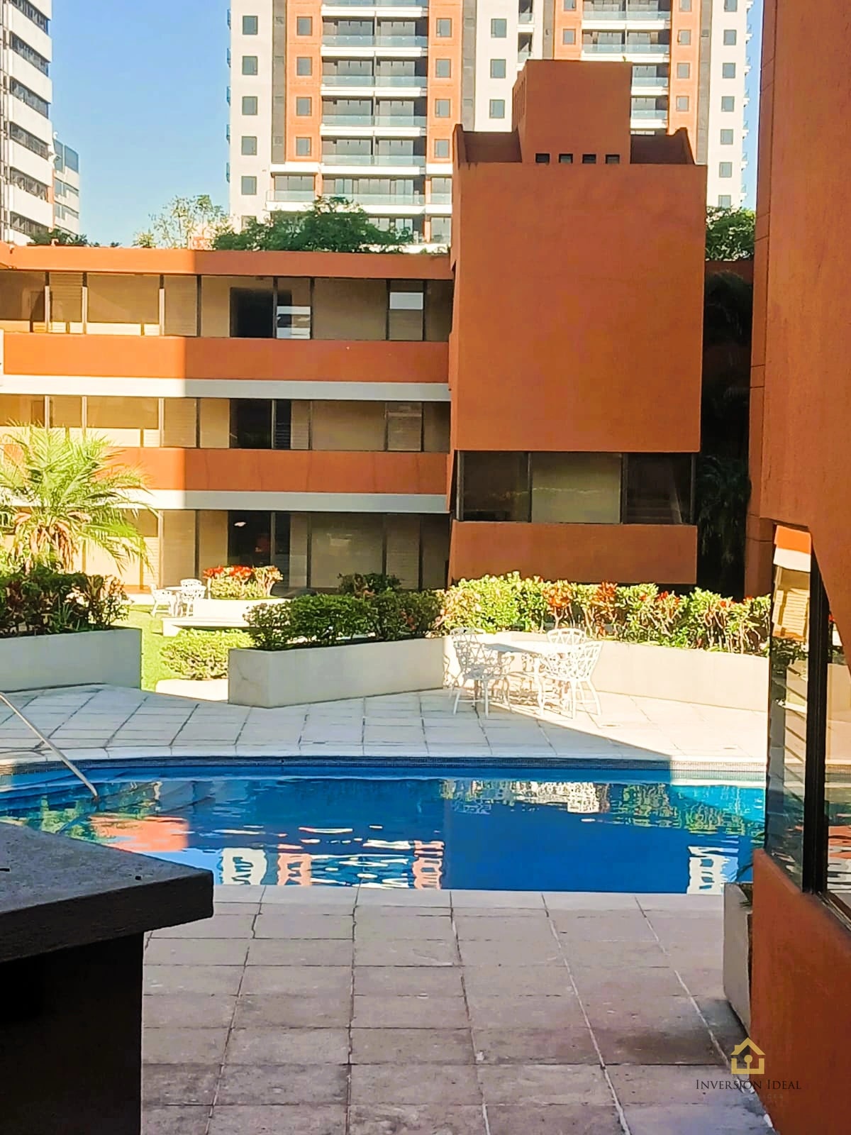 Rento apartamento 3 hab + cuarto de servicio Condominio Villa Real zona 10 — Apartamento en Alquiler en Villareal, Zona 10, Guatemala, Ciudad — foto 9 de 14