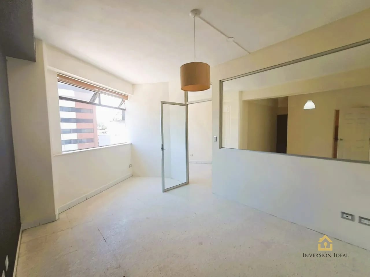 Rento apartamento para vivienda u oficina 3 Hab $900 | Torre Elgin Z.14 — Apartamento en Alquiler en Torre Elgín, Zona 14, Guatemala, Ciudad — foto 3 de 10