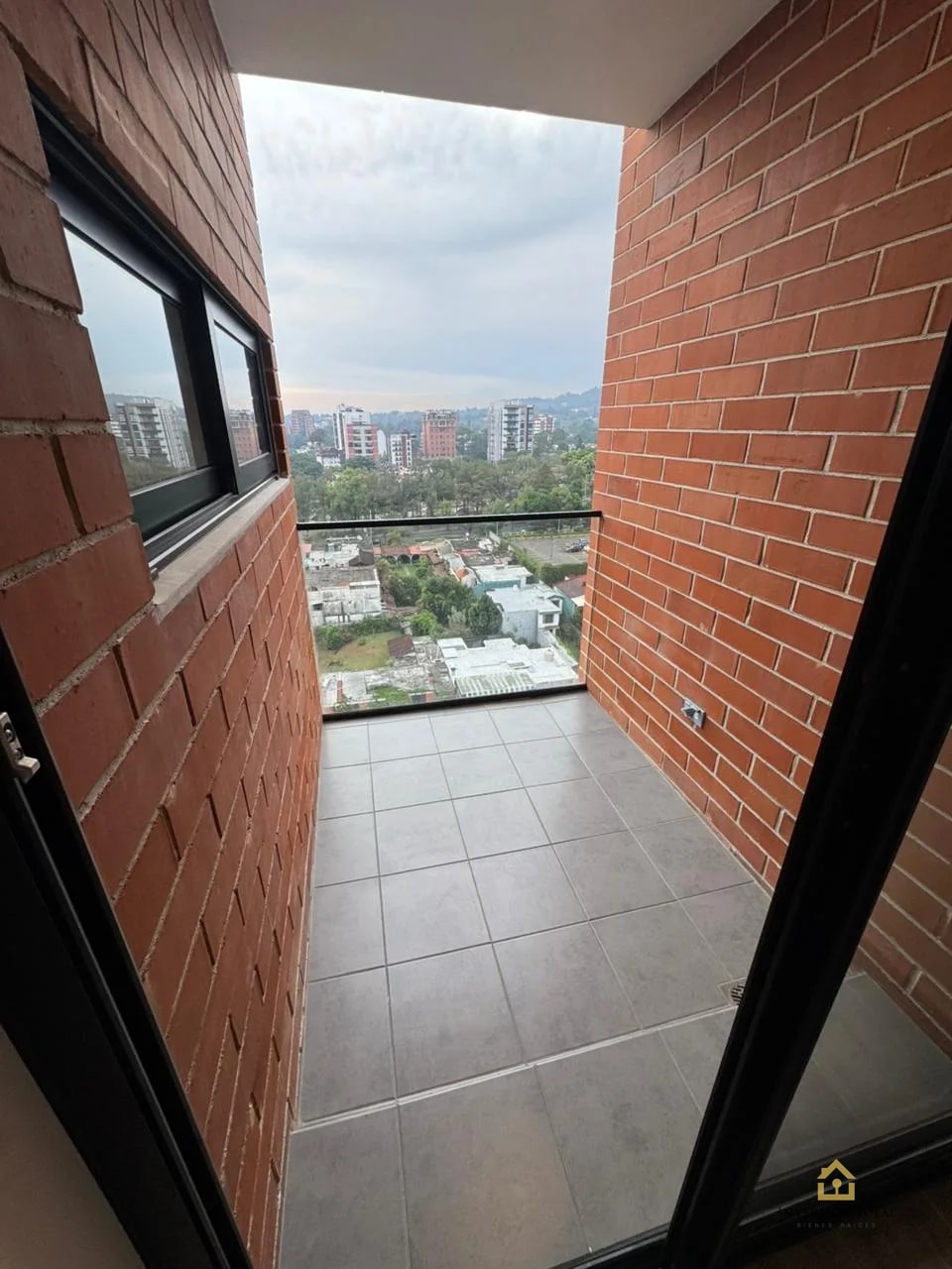 Rento apartamento amueblado 1 hab $700 en zona 15 — Apartamento en Alquiler en Kiintea, Zona 15, Guatemala, Ciudad — foto 2 de 9