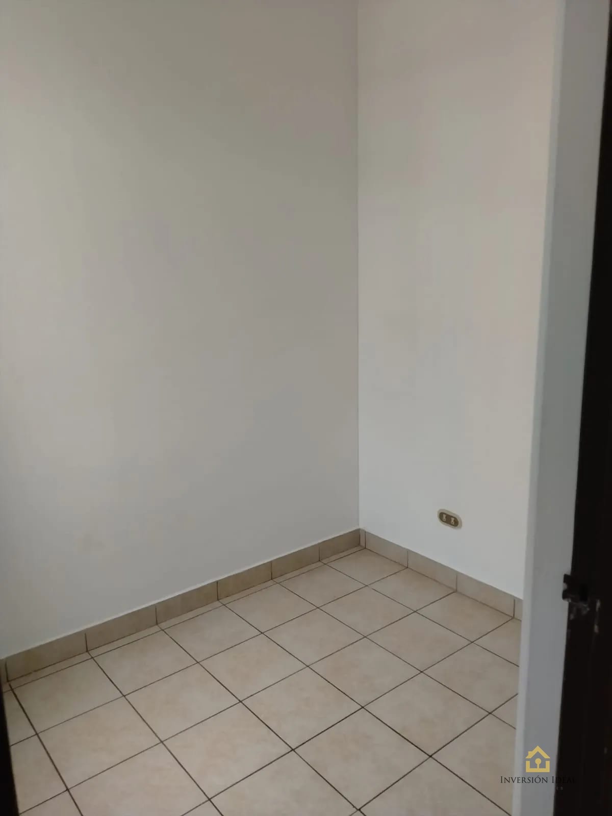 Apartamento en renta - Q6,200 - Edificio Convista Z.15 - 1 Hab + Cuarto de Servicio — Apartamento en Alquiler en San Lázaro, Zona 15, Guatemala, Ciudad — foto 6 de 10