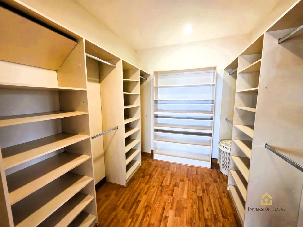 Apartamento en Alquiler – Condominio Milenia I, Zona 10 — Apartamento en Alquiler en Milenia, Zona 10, Guatemala, Ciudad — foto 4 de 14