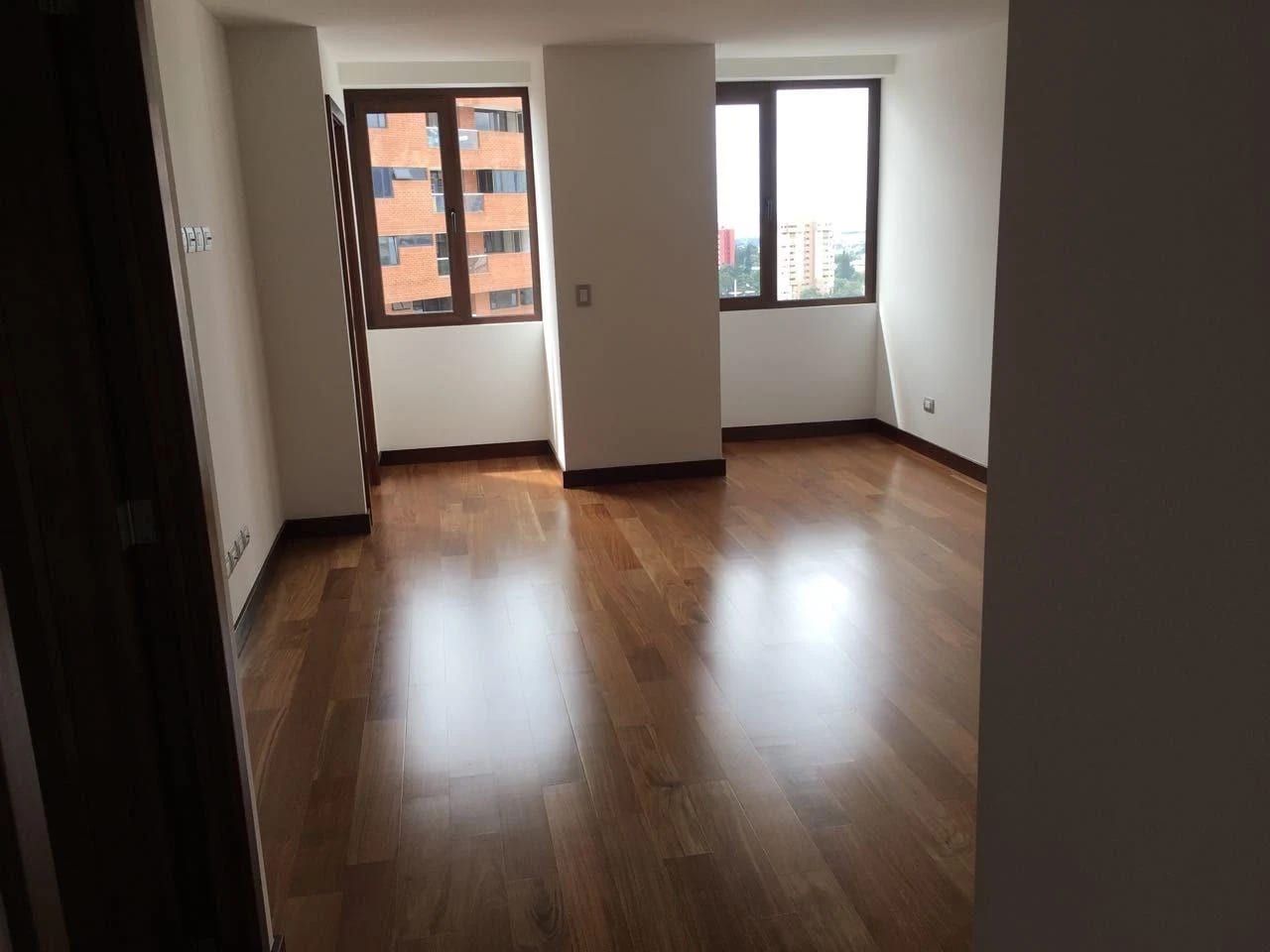 Lindisimo Apartamento de Tres Dormitorios con Servicio Zona 14 — Apartamento en Venta en Noguchi, Zona 14, Guatemala, Ciudad — foto 12 de 17