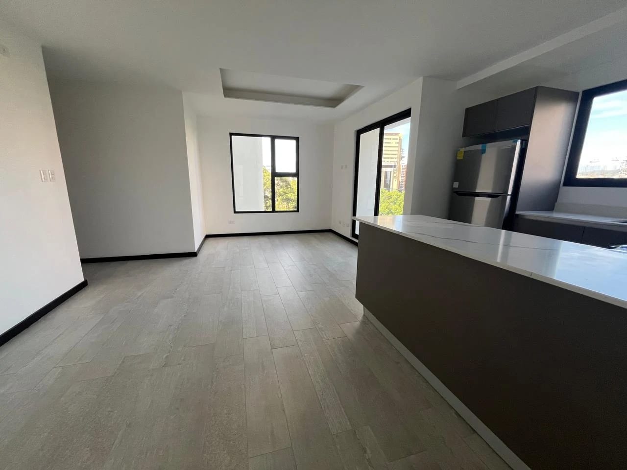 Amplio Apartamento de Tres Dormitorios en Alquiler en Verdu Zona 13 — Apartamento en Alquiler en Verdú, Zona 13, Guatemala, Ciudad — foto 1 de 16