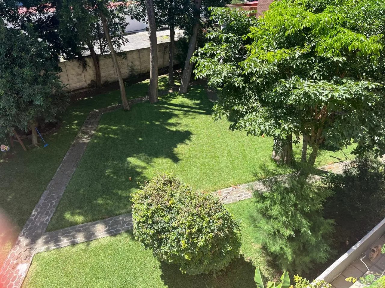 amplio apartamento en zona 10, Edificio Bouganvllia — Apartamento en Alquiler en Bouganvillia, Zona 10, Guatemala, Ciudad — foto 3 de 12