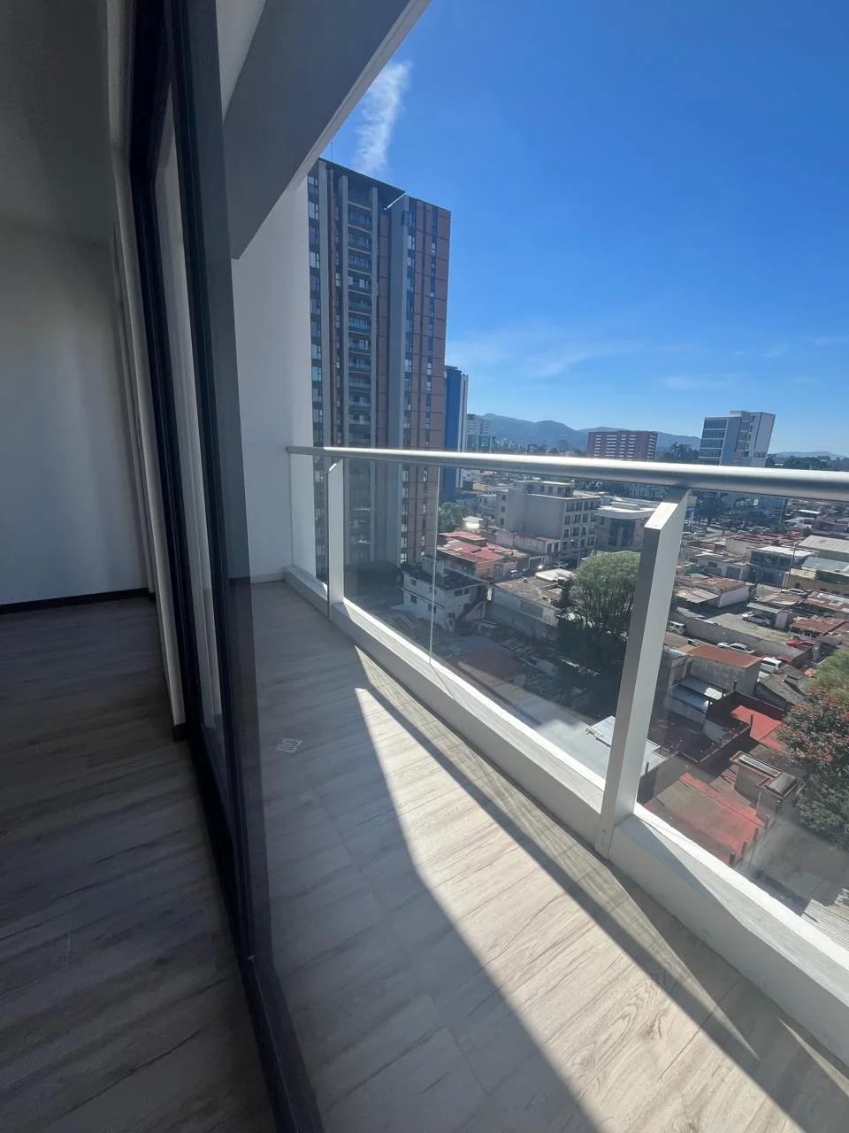 lindo apartamento de dos dormitorios para estrenar en NEO 2 — Apartamento en Alquiler en Neo Apartamentos, Zona 10, Guatemala, Ciudad — foto 6 de 17
