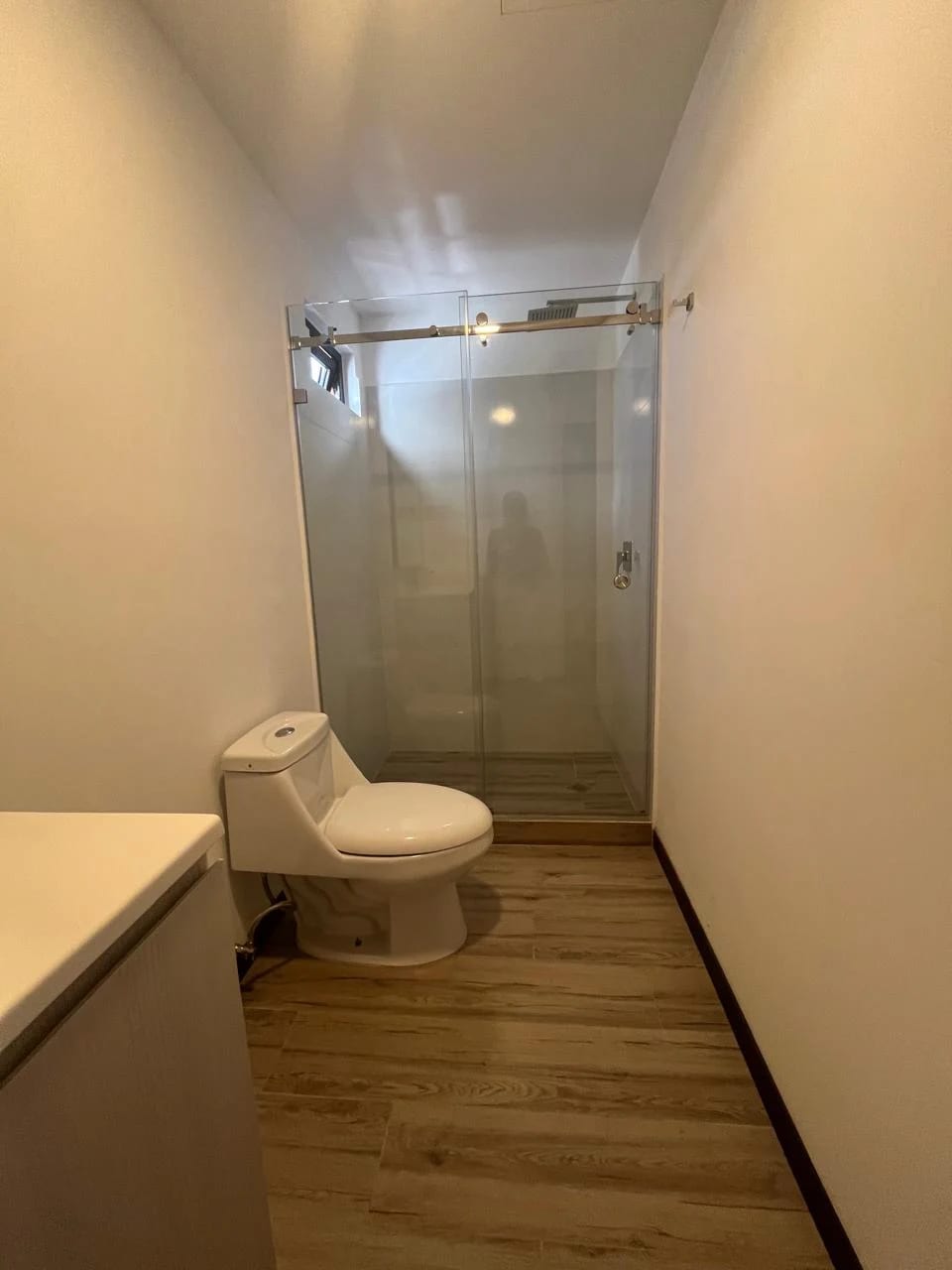 lindo apartamento de dos dormitorios para estrenar en NEO 2 — Apartamento en Alquiler en Neo Apartamentos, Zona 10, Guatemala, Ciudad — foto 15 de 17
