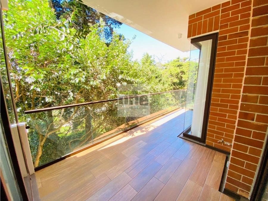 Apartamento de Lujo de 3 dormitorios en zona 10 — Apartamento en Alquiler en Zona 10, Guatemala, Ciudad — foto 8 de 13