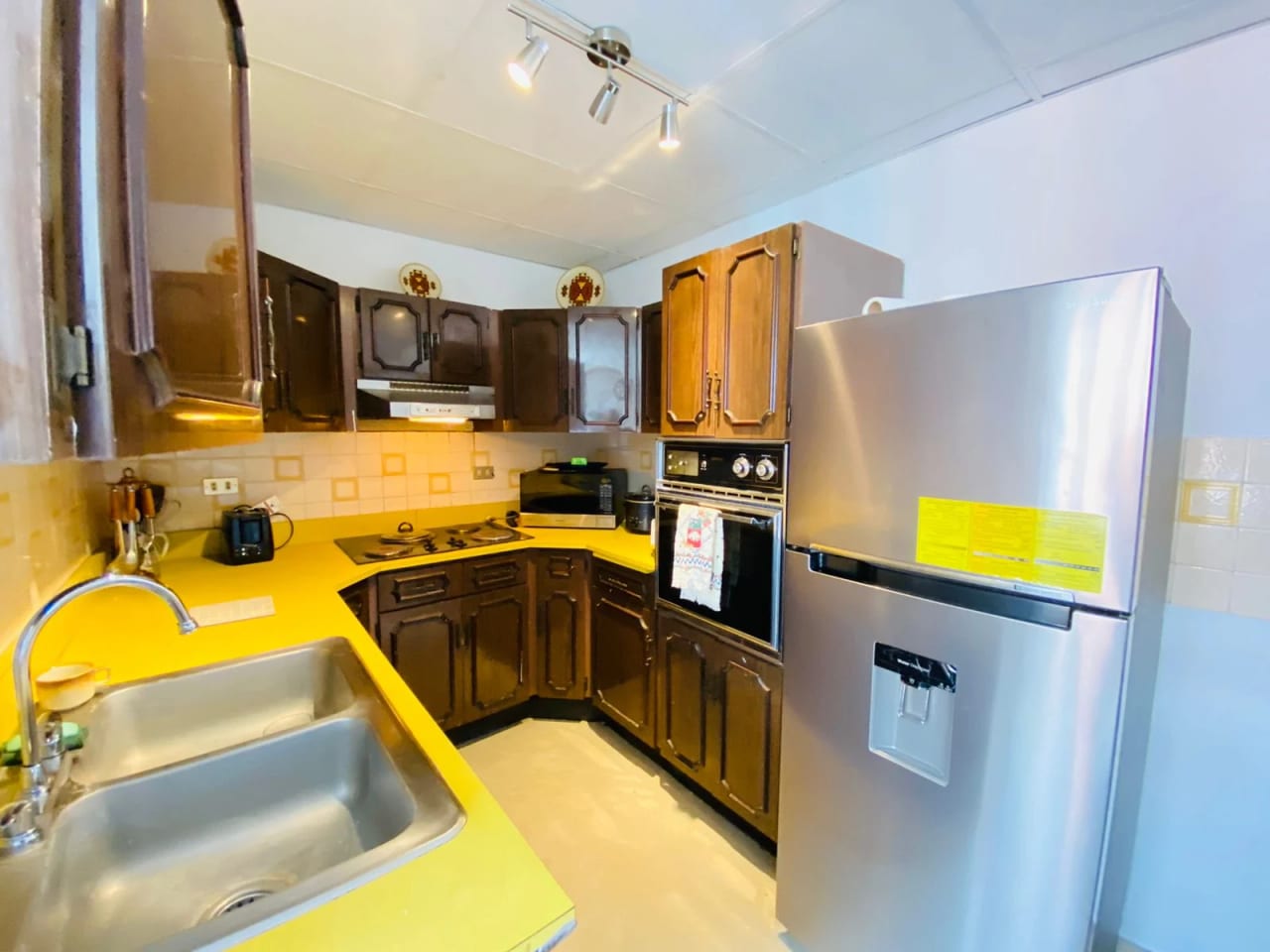 Alquiler Apartamento Amueblado Zona 10 – Excelente Ubicación — Apartamento en Alquiler en Zona 10, Guatemala, Ciudad — foto 14 de 14
