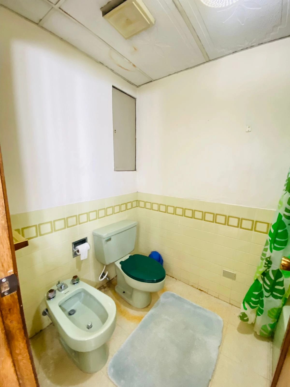 Apartamento Amueblado de 2 dormitorios en zona 10 — Apartamento en Alquiler en Zona 10, Guatemala, Ciudad — foto 8 de 14