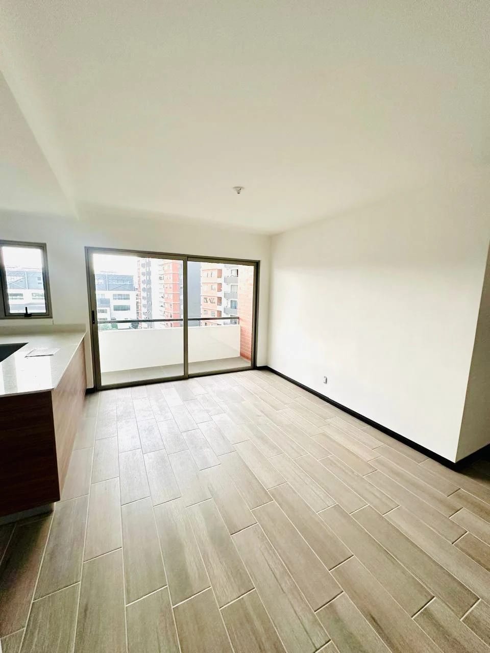 Alquiler de apartamentos en zona 14 LA VILLA — Apartamento en Alquiler en Zona 14, Guatemala, Ciudad — foto 1 de 15