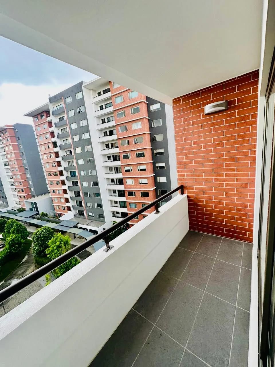 Alquiler de apartamentos en zona 14 LA VILLA — Apartamento en Alquiler en Zona 14, Guatemala, Ciudad — foto 9 de 15