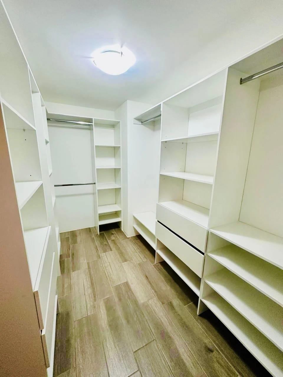 Alquiler de apartamentos en zona 14 LA VILLA — Apartamento en Alquiler en Zona 14, Guatemala, Ciudad — foto 15 de 15