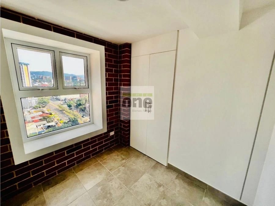 Apartamento de 2 dormitorios en alquiler en Zona 4 — Apartamento en Alquiler en Zona 4, Guatemala, Ciudad — foto 10 de 14