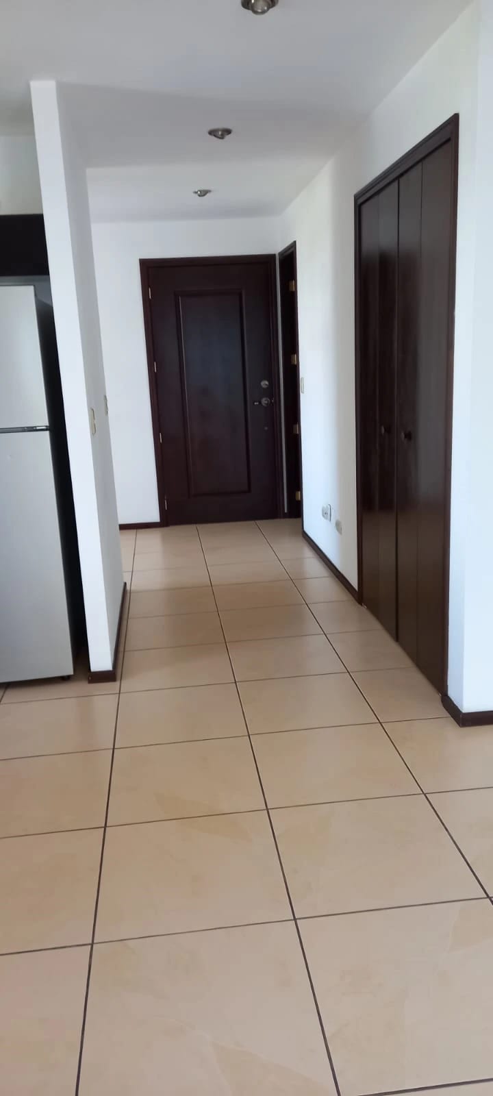 Apartamento de 1 dormitorio en renta en zona10 — Apartamento en Alquiler en Zona 10, Guatemala, Ciudad — foto 7 de 11