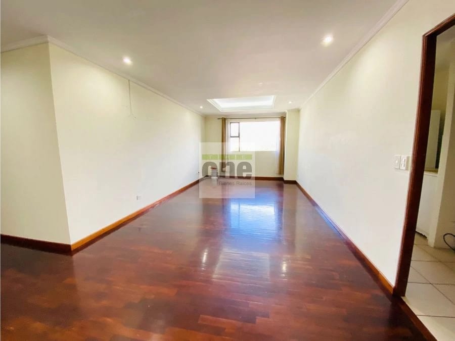 Lindo apartamento de 2 dormitorios en zona 10, cerca de Universidades — Apartamento en Alquiler en Zona 10, Guatemala, Ciudad — foto 4 de 13