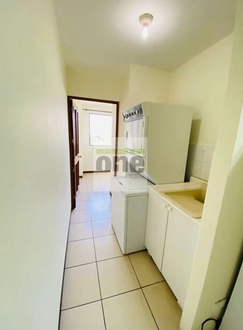 En venta Apartamento de 2 dormitorios, cuarto de servicio en zona 10 — Apartamento en Venta en Zona 10, Guatemala, Ciudad — foto 12 de 13