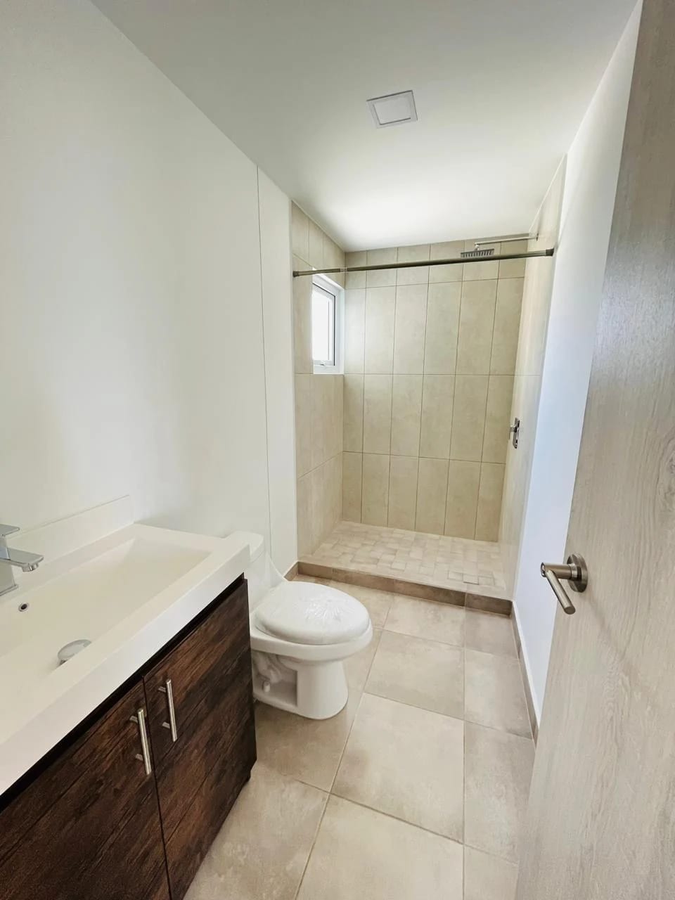 Apartamento en zona 12, conexiones hacia Avenida Petapa y Periférico — Apartamento en Alquiler en Zona 12, Guatemala, Ciudad — foto 3 de 17