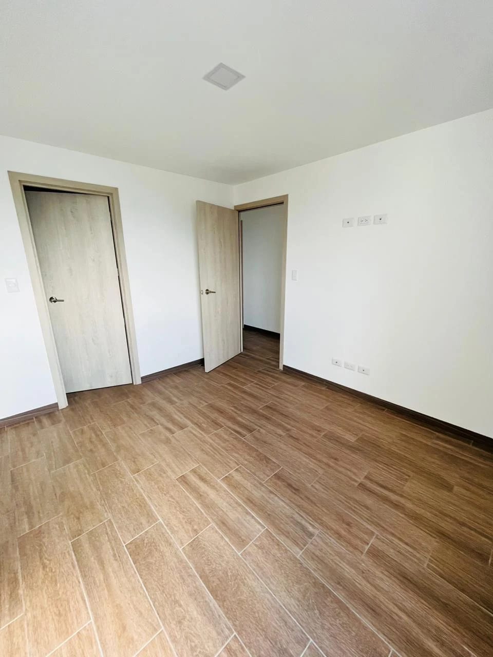 Apartamento en zona 12, conexiones hacia Avenida Petapa y Periférico — Apartamento en Alquiler en Zona 12, Guatemala, Ciudad — foto 8 de 17