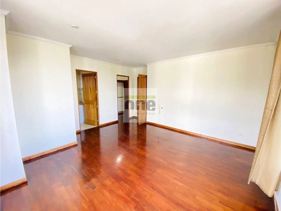 Apartamento ideal para inversión, en venta en zona 10 — Apartamento en Venta en Zona 10, Guatemala, Ciudad — foto 3 de 13