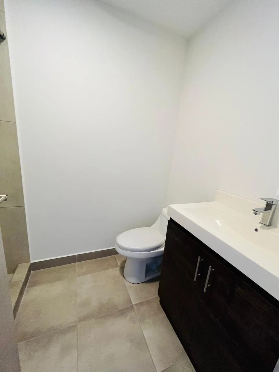 Apartamento con excelente ubicación en zona 12 — Apartamento en Alquiler en Zona 12, Guatemala, Ciudad — foto 14 de 15