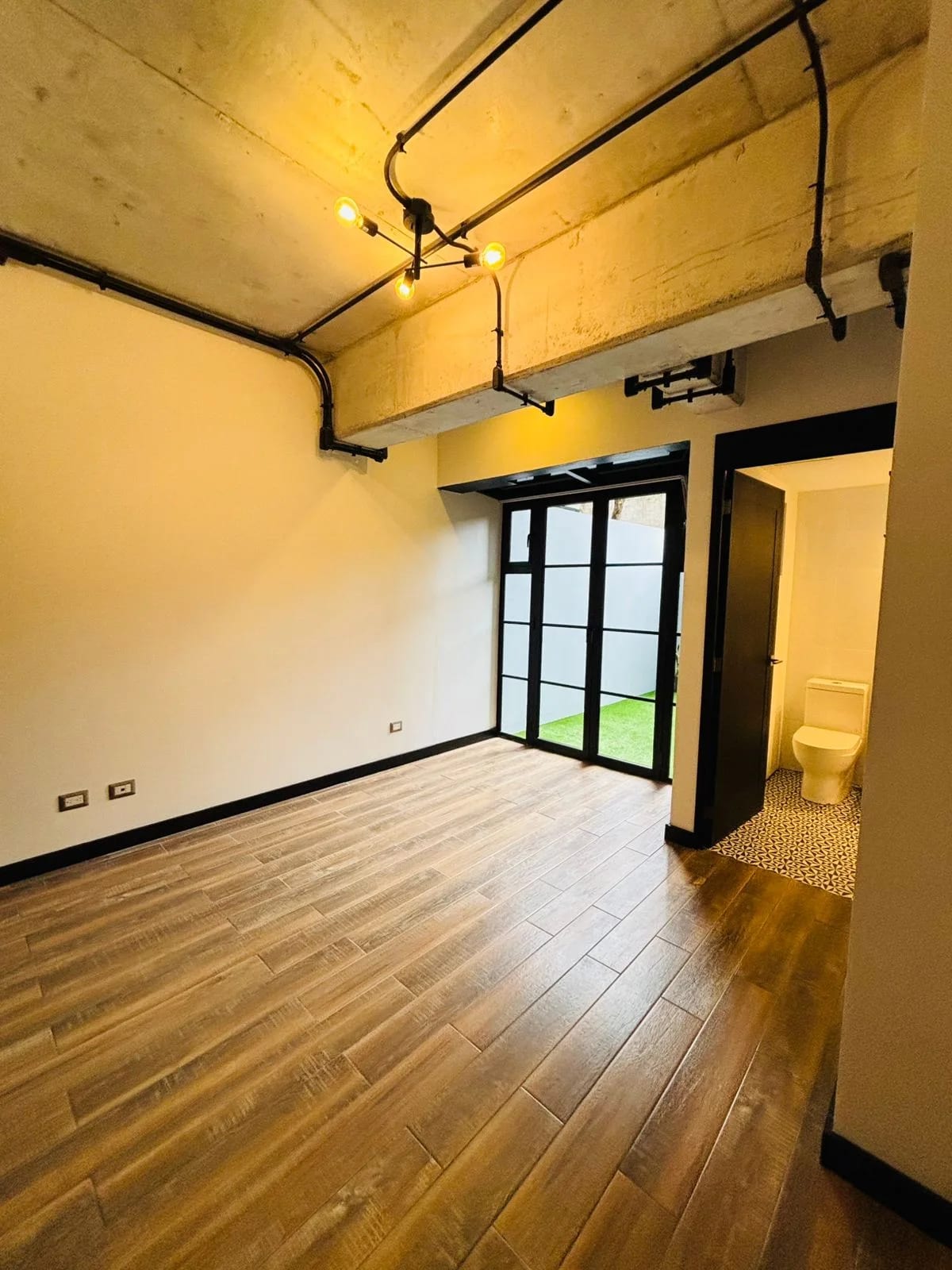 Apartamento de 2 dormitorios en alquiler en zona 14 — Apartamento en Alquiler en Zona 14, Guatemala, Ciudad — foto 4 de 12