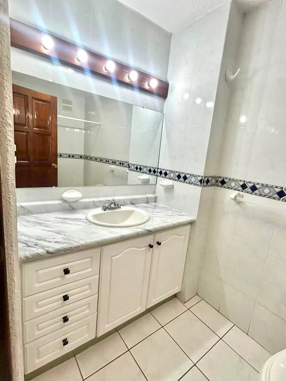 Apartamento en venta en La Montaña, Zona 16 — Apartamento en Venta en Zona 16, Guatemala, Ciudad — foto 5 de 5