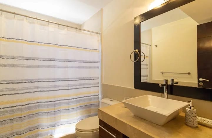Apartamento Amueblado y equipado en Alquiler en Zona 14 — Apartamento en Alquiler en Zona 14, Guatemala, Ciudad — foto 3 de 10