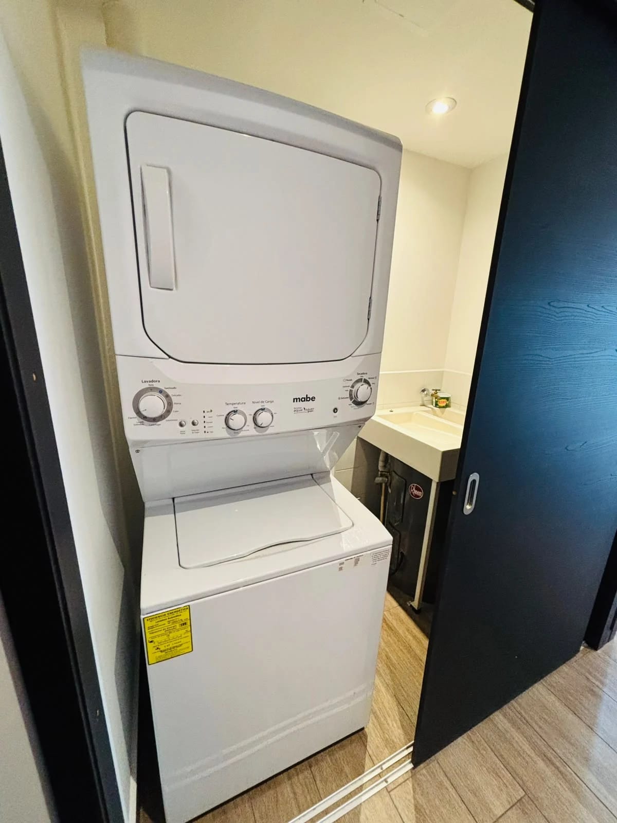 Apartamento con buena ubicación en venta en Zona 10 — Apartamento en Venta en Zona 10, Guatemala, Ciudad — foto 10 de 11