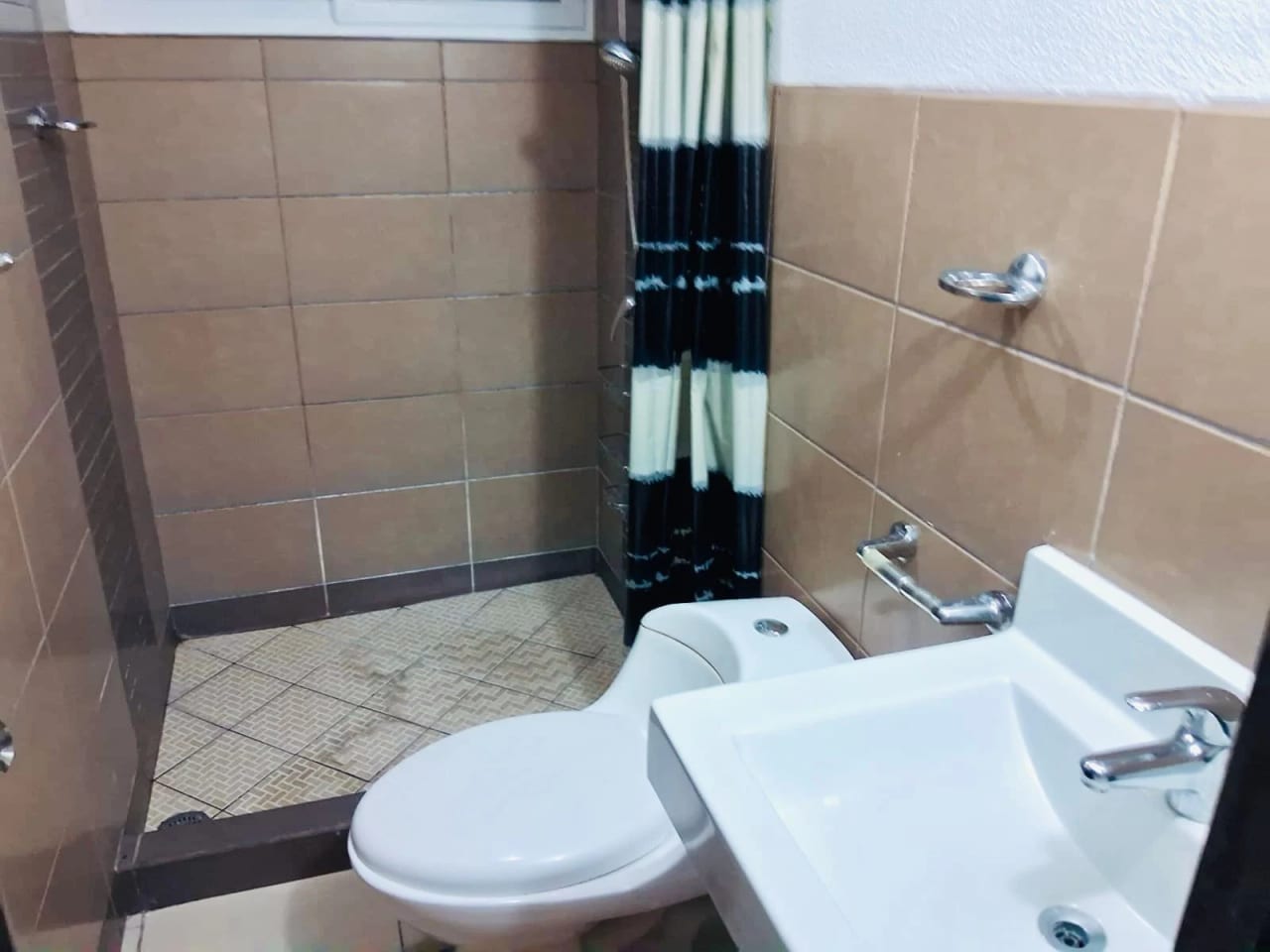 Apartamento en venta de 3 habitaciones en zona 1 — Apartamento en Venta en Zona 1, Guatemala, Ciudad — foto 3 de 9