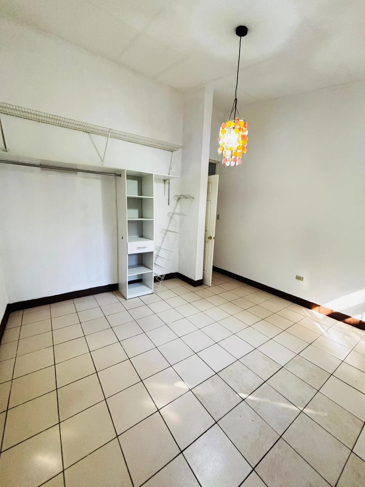 Casa con jardín en Km 27 Carretera a El Salvador — Apartamento en Venta en Carretera a El Salvador, Guatemala, Ciudad — foto 13 de 17