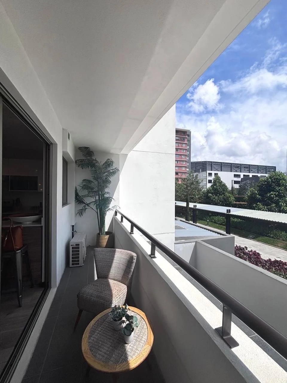 APARTAMENTOS EN VENTA - NUEVO PARA ESTRENAR - EDIFICIO SEFHEIRA LA VILLA ZONA 14 — Apartamento en Venta en Zona 13, Guatemala, Ciudad — foto 7 de 13
