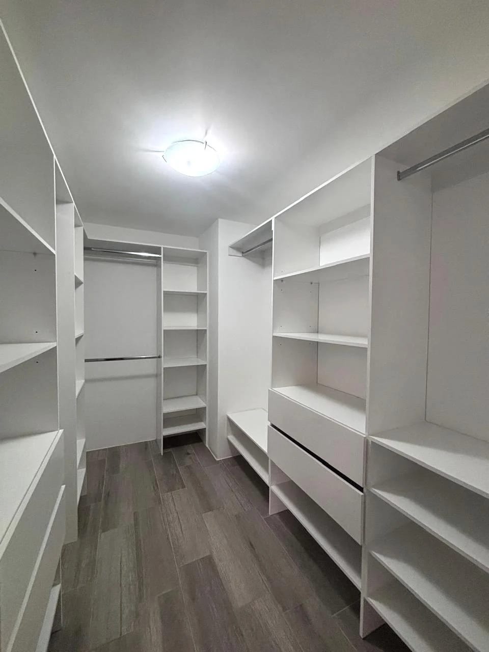 APARTAMENTOS EN VENTA - NUEVO PARA ESTRENAR - EDIFICIO SEFHEIRA LA VILLA ZONA 14 — Apartamento en Venta en Zona 13, Guatemala, Ciudad — foto 11 de 13