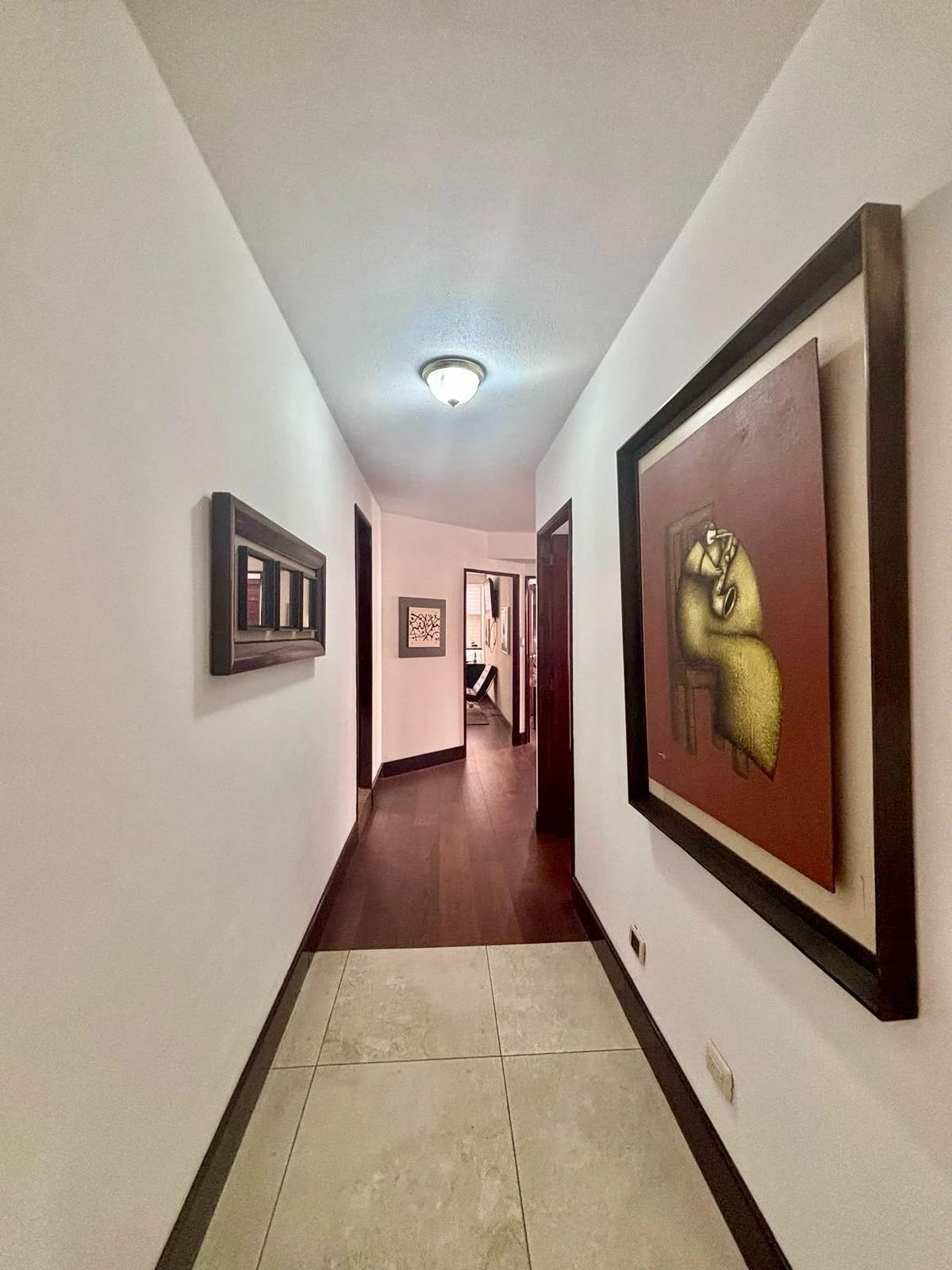 Apartamento en Alquiler o Venta - Moradas del Acueducto Zona 10 — Apartamento en Venta en Zona 10, Guatemala, Ciudad — foto 4 de 17