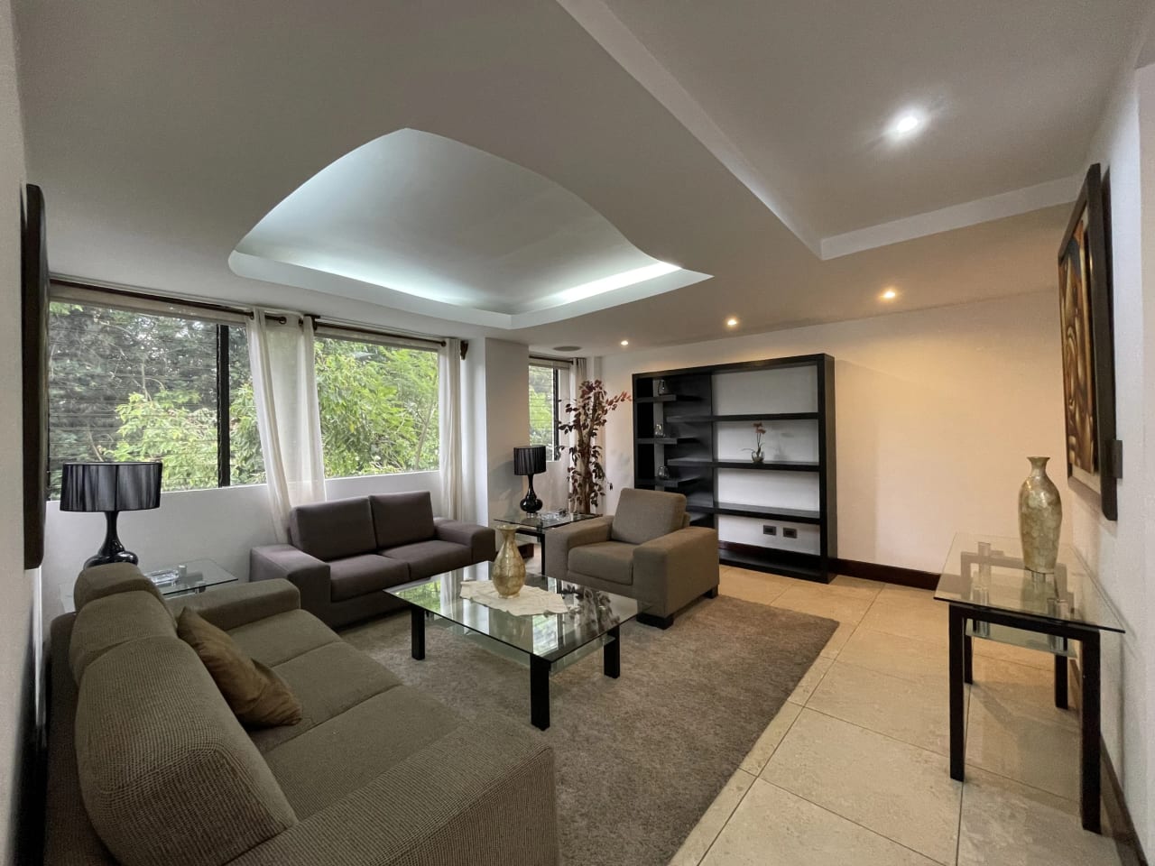 Apartamento en Alquiler o Venta - Moradas del Acueducto Zona 10 — Apartamento en Venta en Zona 10, Guatemala, Ciudad — foto 8 de 17