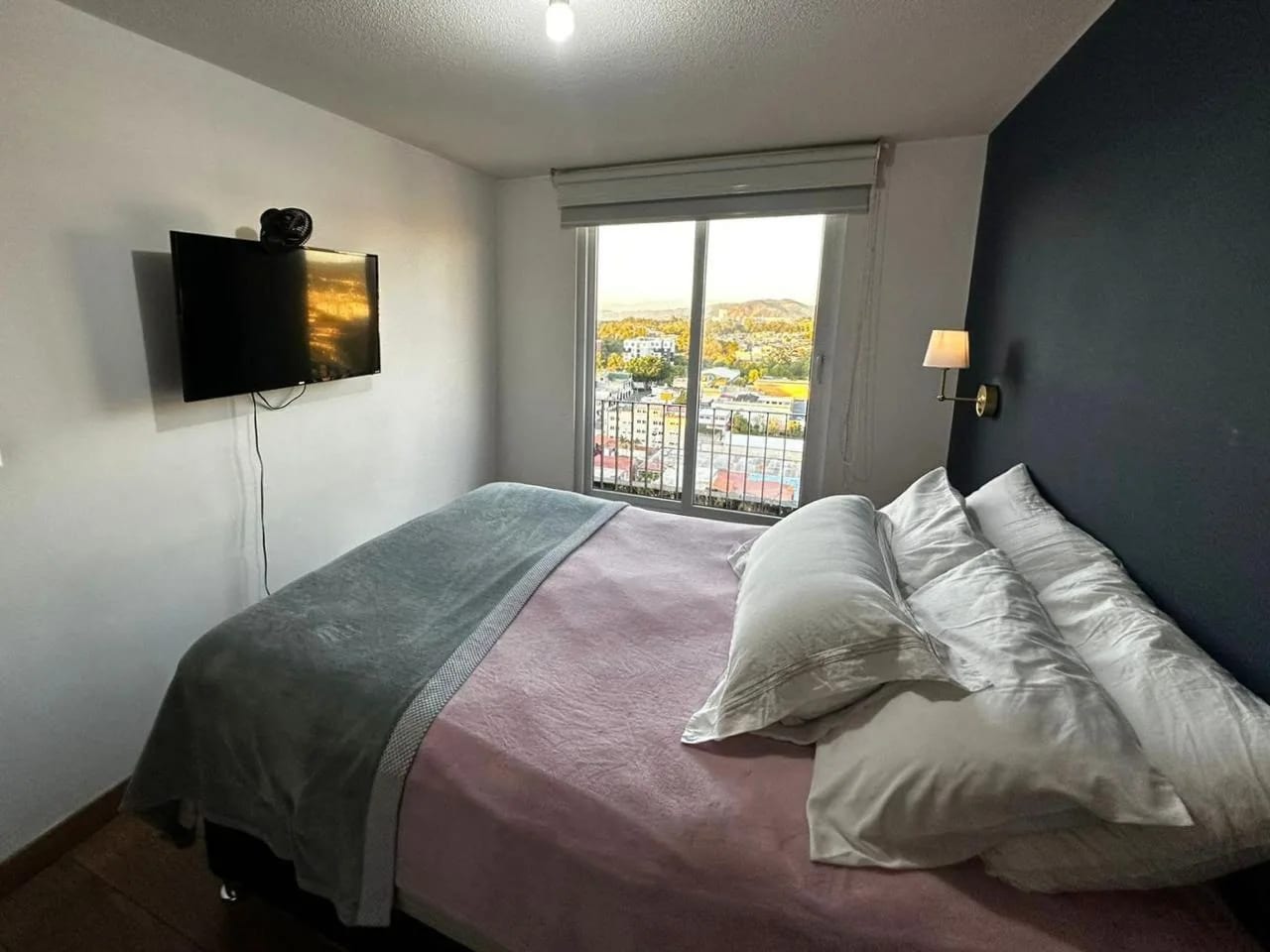 Penthouse Amueblado en Alquiler en Edificio Roque Zona 2 — Apartamento en Alquiler en Zona 2, Guatemala, Ciudad — foto 15 de 17