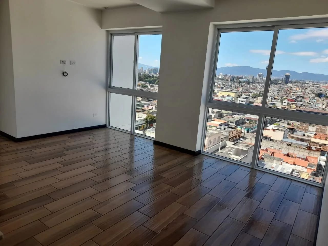 Apartamento en Venta - Nivel Alto - Torre Asunción Sur Zona 5 — Apartamento en Venta en Zona 5, Guatemala, Ciudad — foto 3 de 17