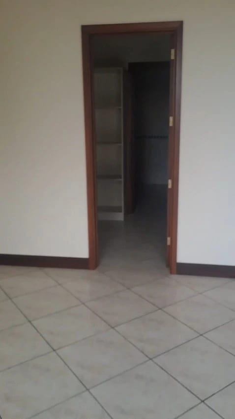 Apartamento en Alquiler Zona 10 — Apartamento en Alquiler en Zona 10, Guatemala, Ciudad — foto 5 de 14