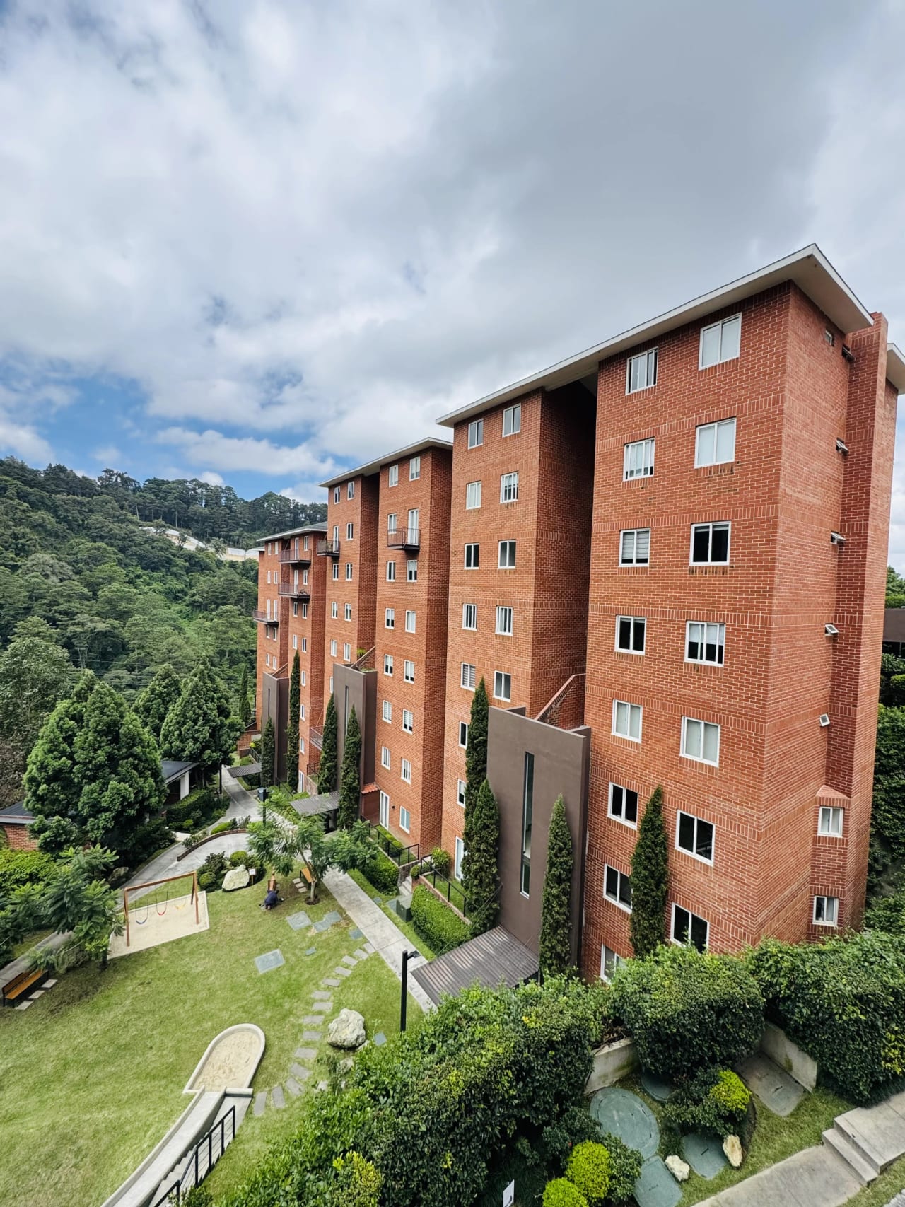 Apartamento Amueblado en Renta en Zona 16 — Apartamento en Alquiler en Hexa Cañada 16, Zona 16, Guatemala, Ciudad — foto 1 de 5